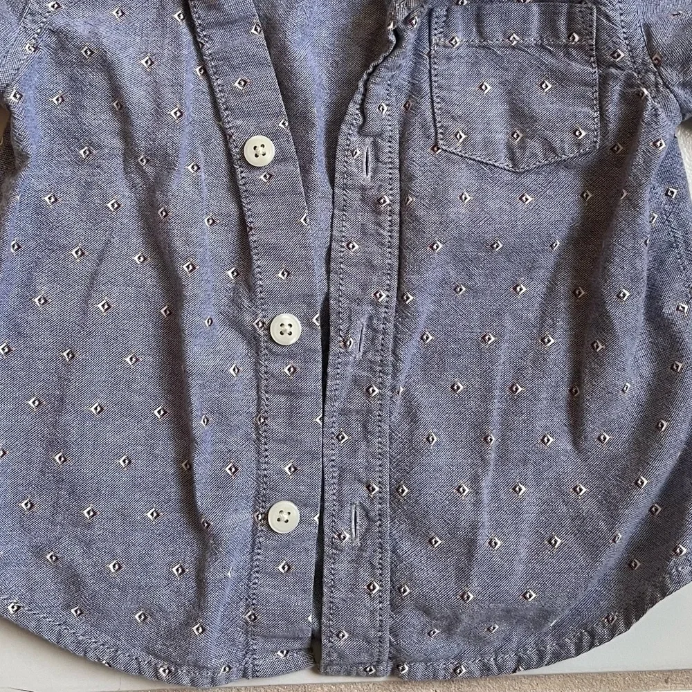 5/$25 Chambray Geometric Print Old Navy Button Down Top Short Sleeve Baby Boy
